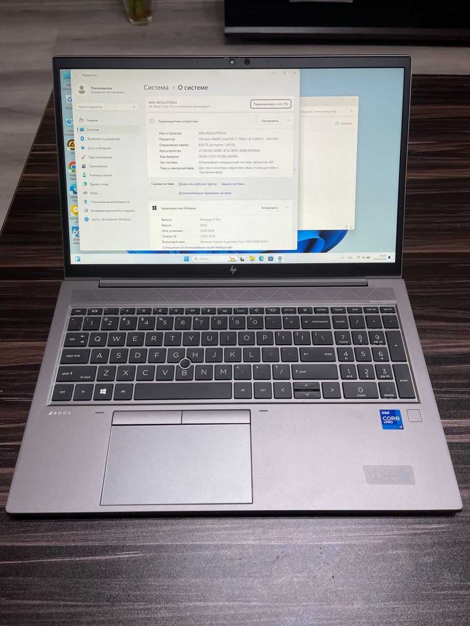 HP ZBook 15 Intel Core i7-1185G7 озу8гб 256ssd