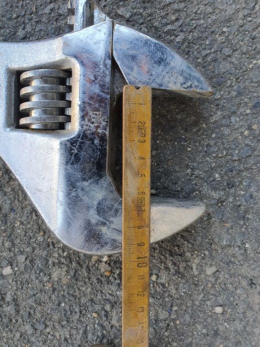 Cheie reglabila, 24 ", crom vanadiu