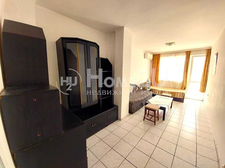 Продава се Двустаен апартамент в Варна, Лятно кино Тракия - 70 кв.м за 1715 €/кв.м - Снимка #2