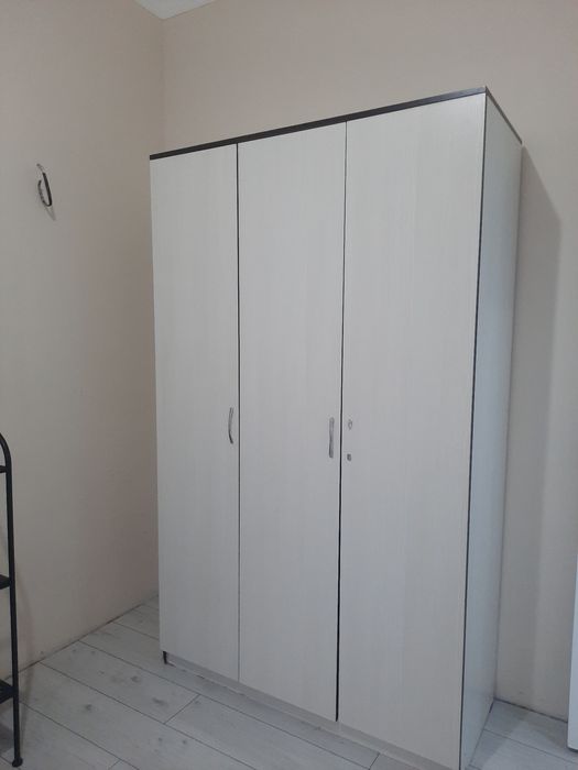 Продам шкаф в хорошем состоянии