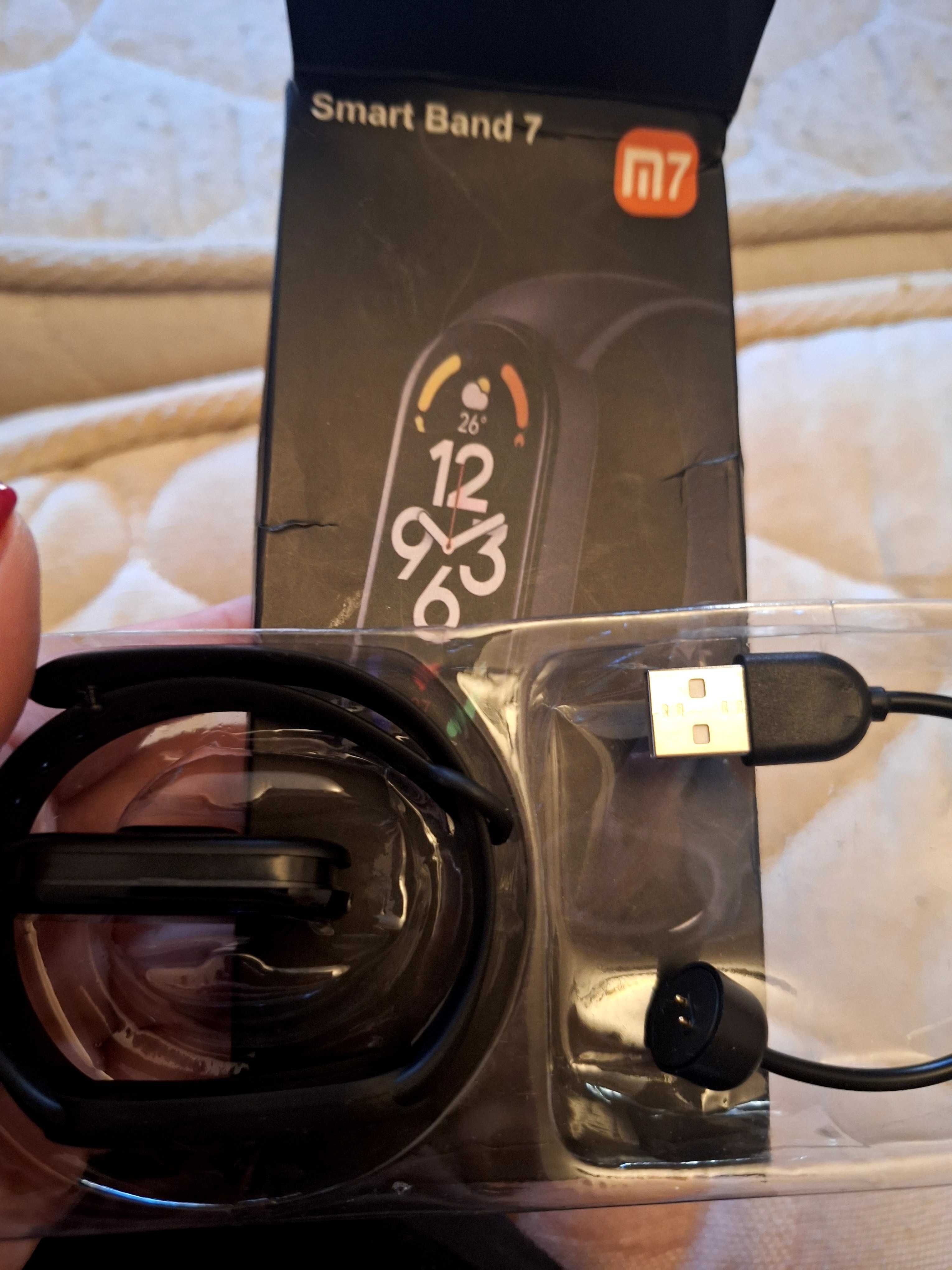 Фитнес гривна Smart band 7