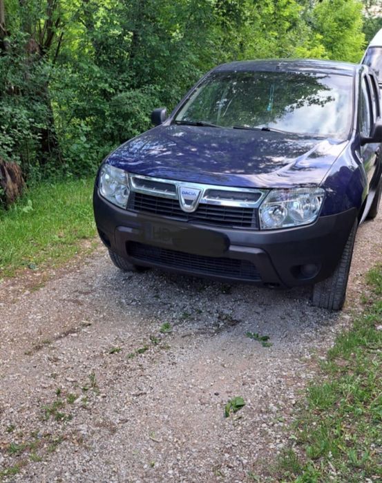 Vând Dacia Duster 1.6 cu GPL