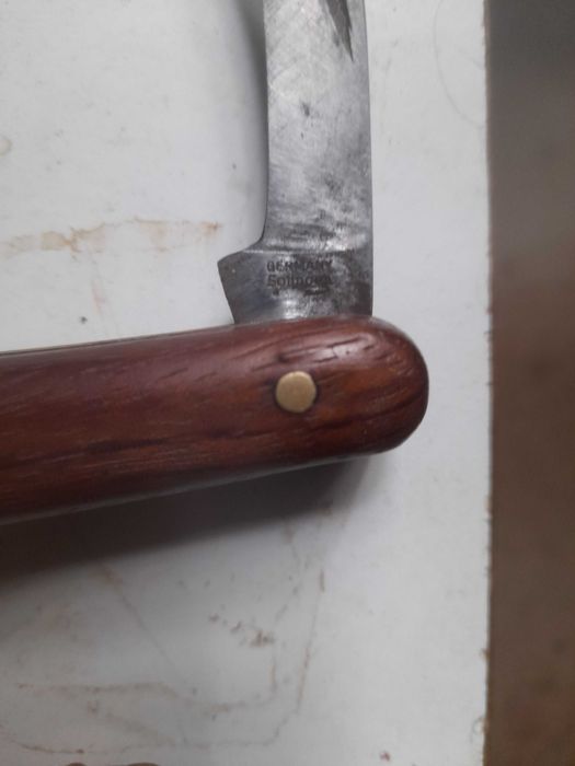 Vînd cosor de marcă pentru altoit