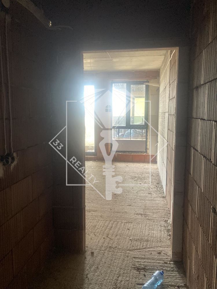 Продава се Едностаен апартамент в Пловдив, Христо Смирненски - 36 кв.м за 1612 €/кв.м - Снимка #2