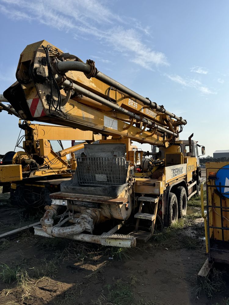 Pompa de beton Sermac BR36 36m perfect functionala