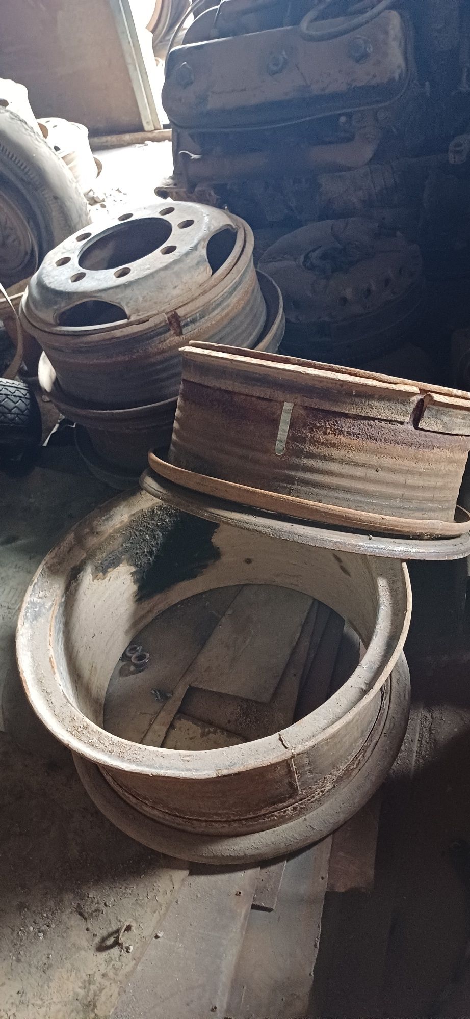 Продам диски на грузовую спец технику
