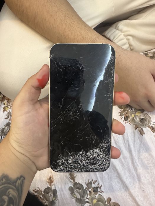 vand 13 pro max 1tb gold pt piese