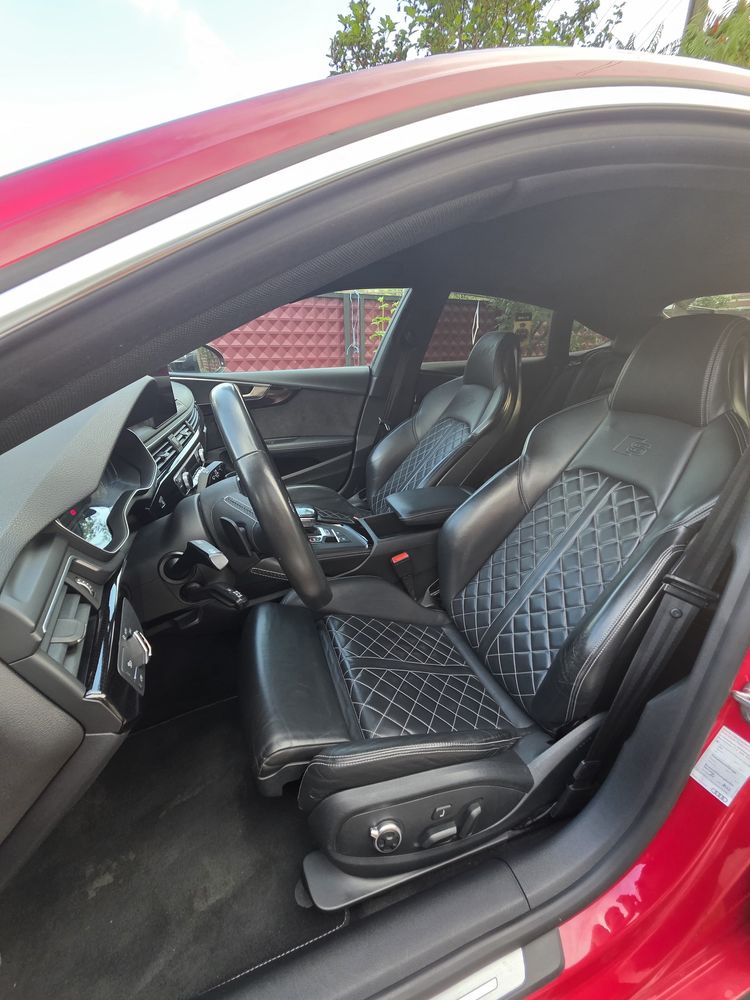 Audi s5 sportback 3.0 TFSI quattro