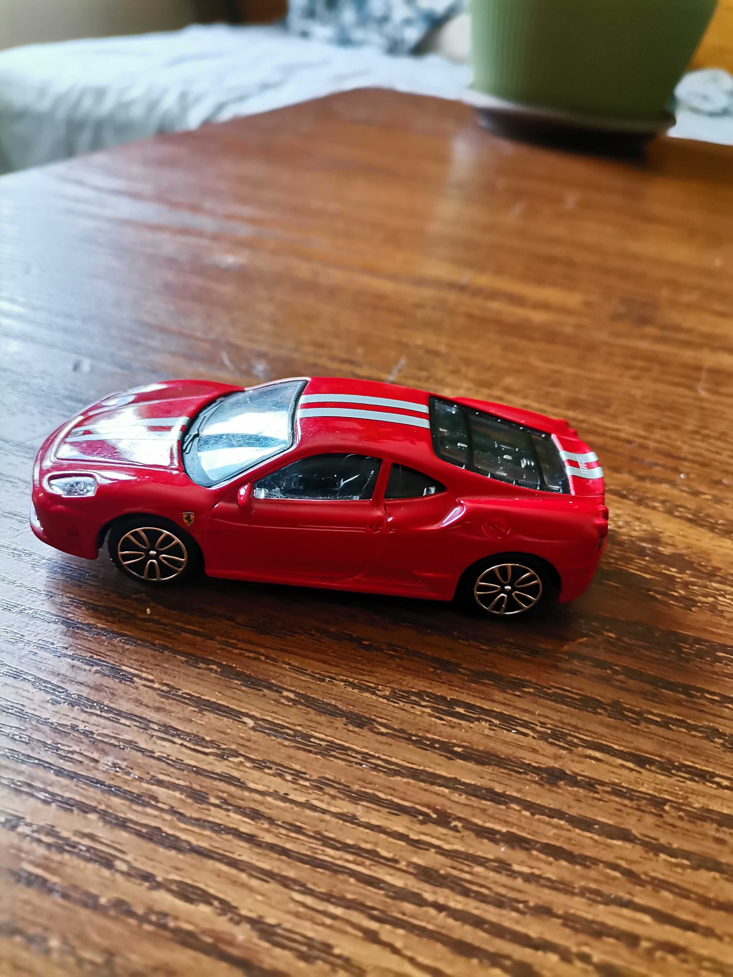 Оригинални колички Burago ferrari