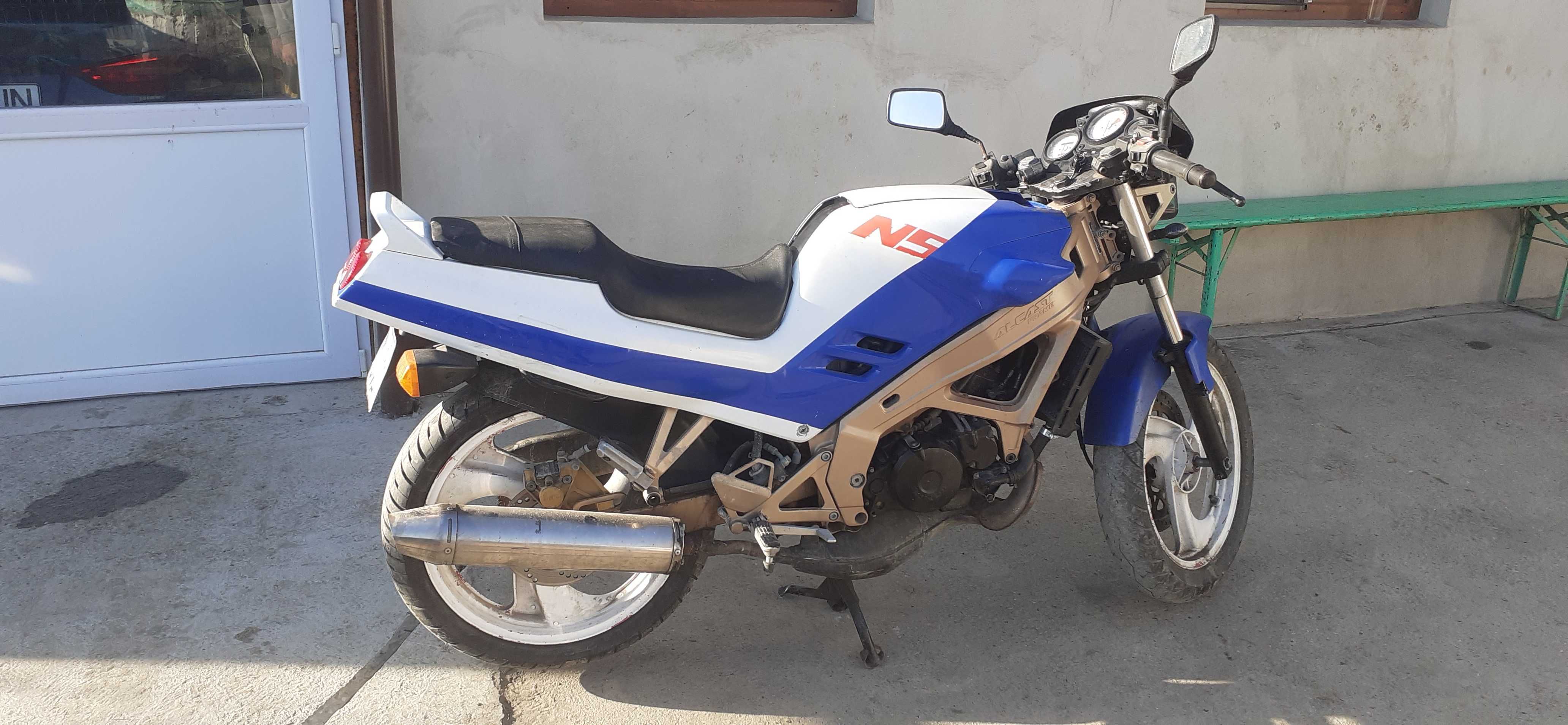 Motocicletă Honda 125 power valv cu acte