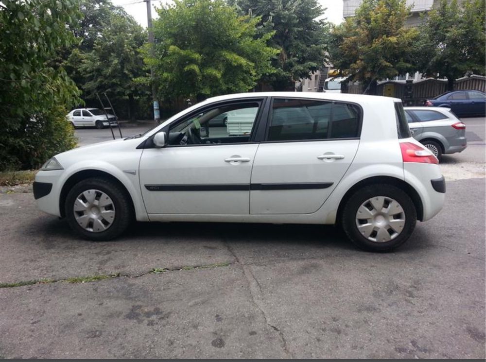 Dezmembrez Renault Megane 2 2007