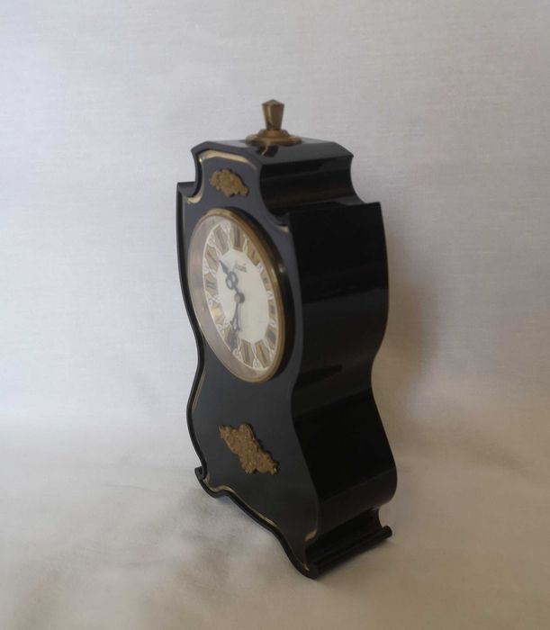 Настольные часы "Агат"