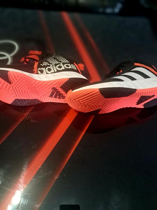 Маратонки adidas