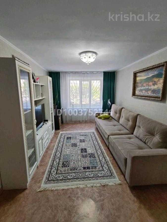 Продаётся 2х ком. мкр Жетысу Аида Империя.