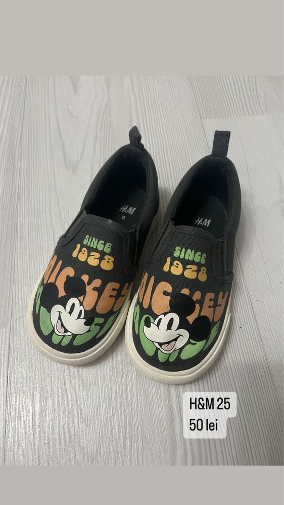 Tenesi marimea 25 cu Mickey