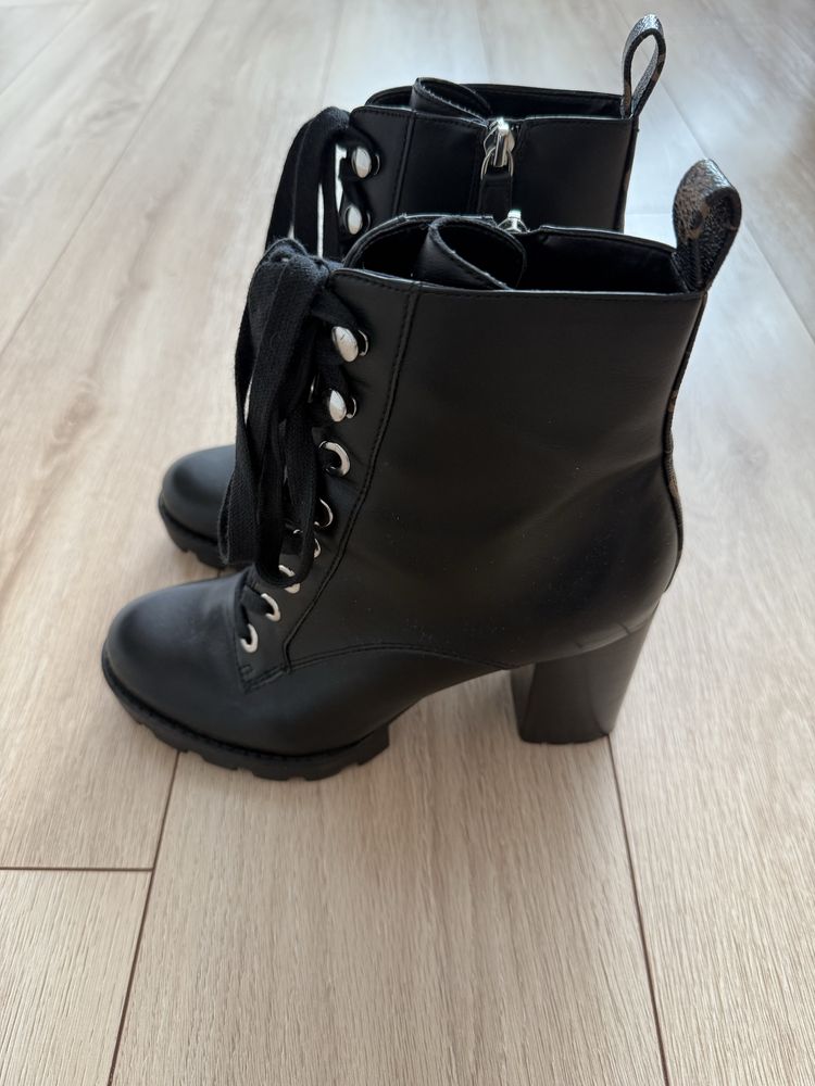 Боти Guess Raizela FL7RZL ELE10 Черен