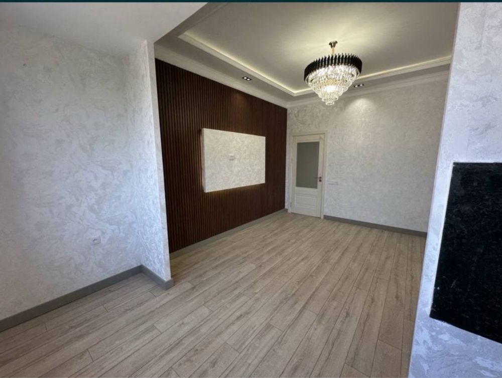 Срочно продается 2х комнатная квартира новостройка массив Феруза