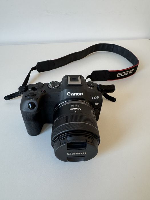 Canon EOS R8 фотоапарат с обектив
