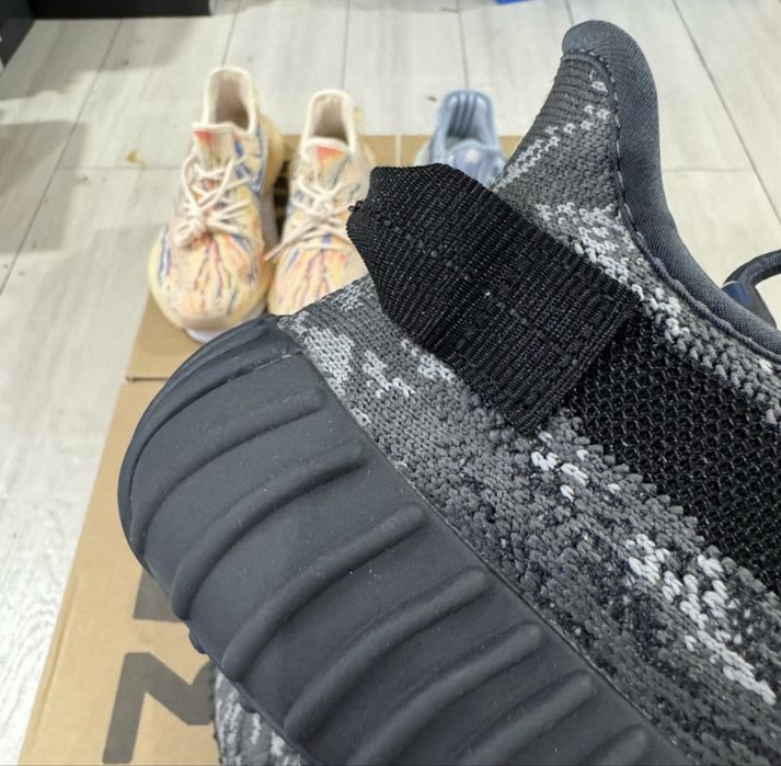 Yeezy 350 v2 dark salt