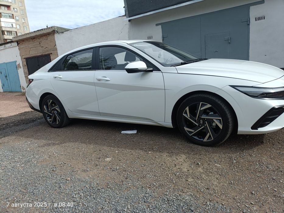Хуандай Элантра 24 г китай