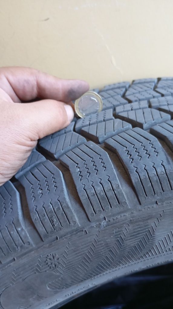 4 бр.зимни гуми Gislaved EuroFrost 6 205/55 R16
