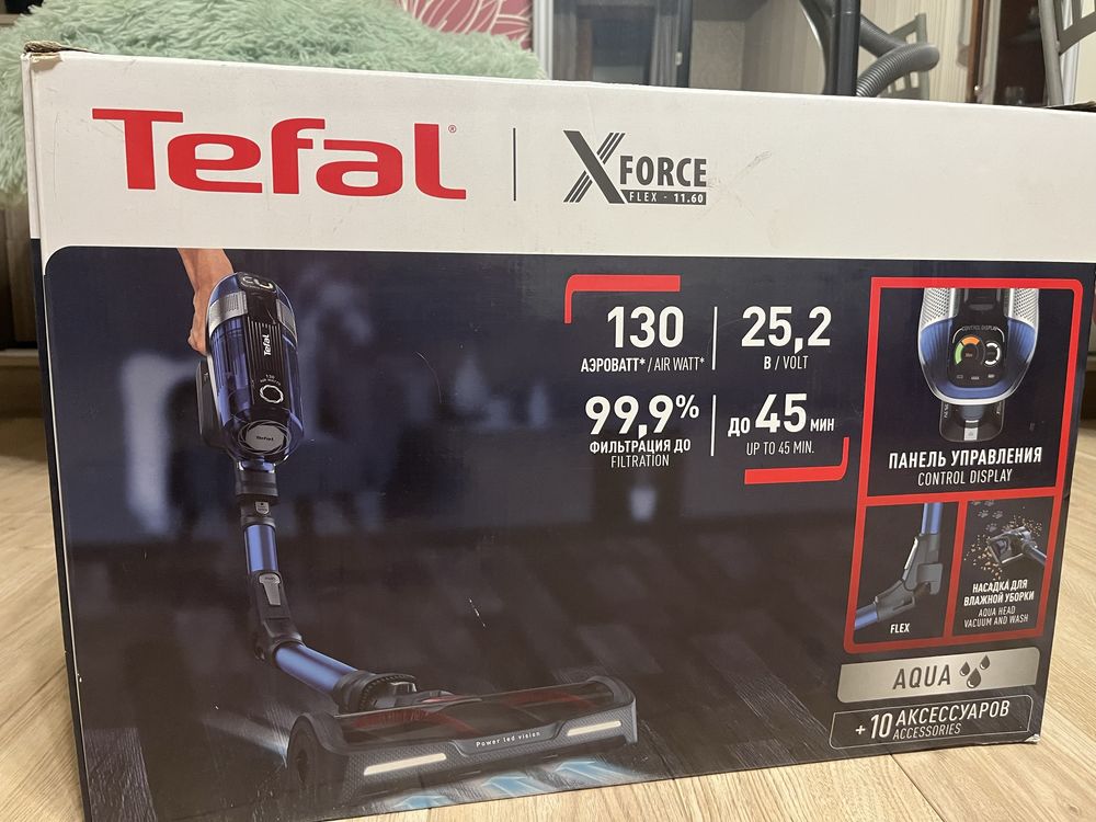 Пылесос Tefal x-force flex для влажной и сухой уборки.