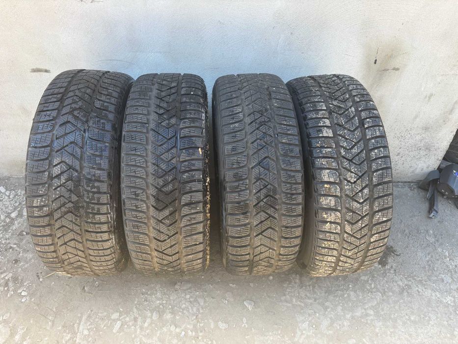 Set 4 anvelope Pirelli SotoZero 235 45 R19 ci385