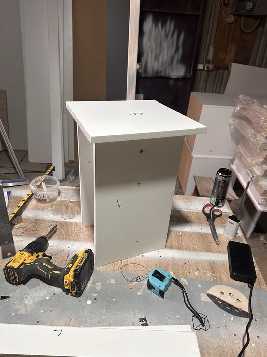 Табуретки новыие