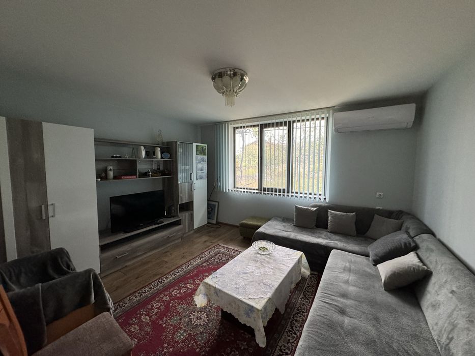 Продава се Къща в Казанлък - 300 кв.м за 405 €/кв.м - Снимка #13