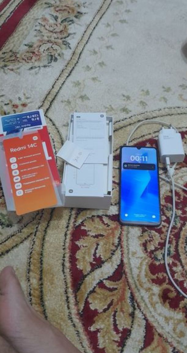 Продам Xiaomi Redmi 14 c 256/8+8 120Грц