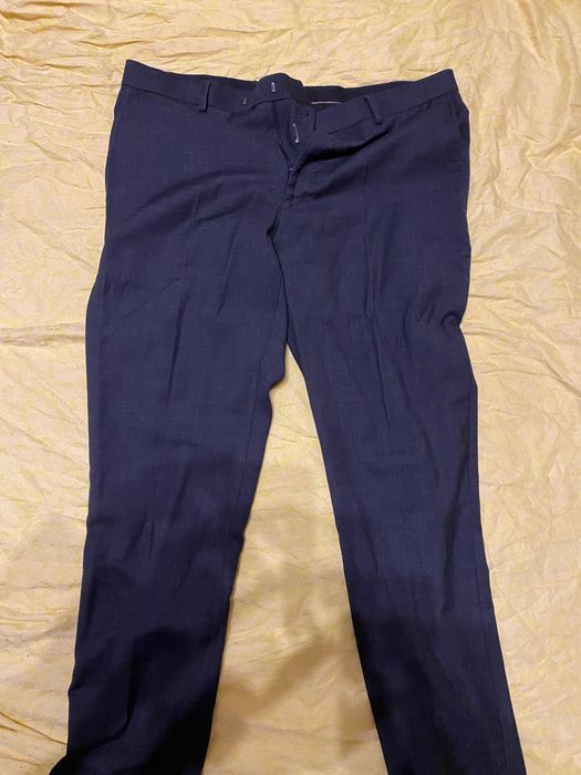 Pantaloni costum mărimea M