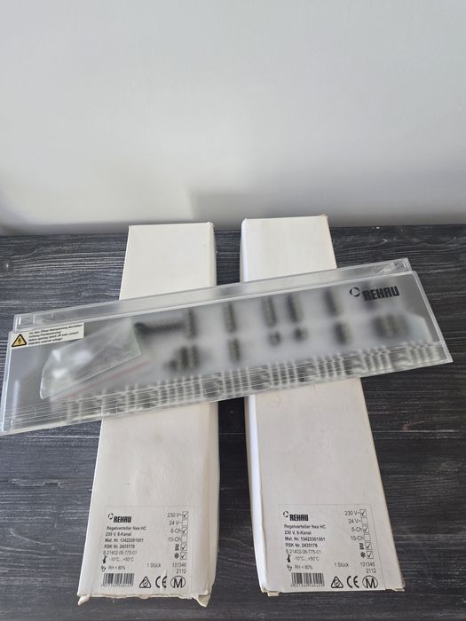 Regleta de cleme REHAU nea h 230 V, 6 canale