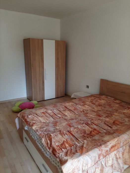 Дава се под наем Двустаен апартамент в Гоце Делчев - 70 кв.м за 204 € - Снимка #3