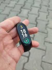 Фитнес-браслет Xiaomi Mi Band 7