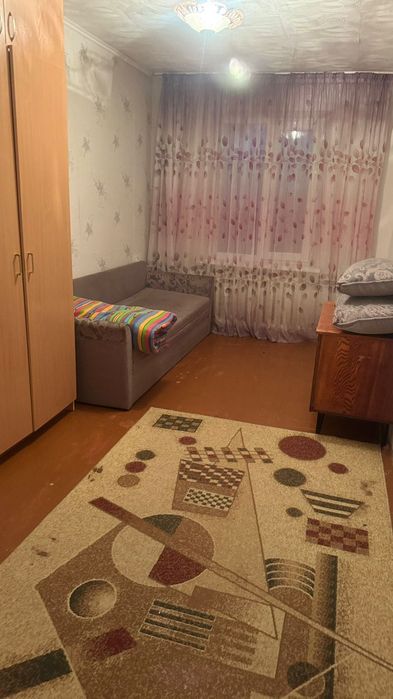 Сдам 2- х комнатную кв в 1- м микрорайоне на долгий срок