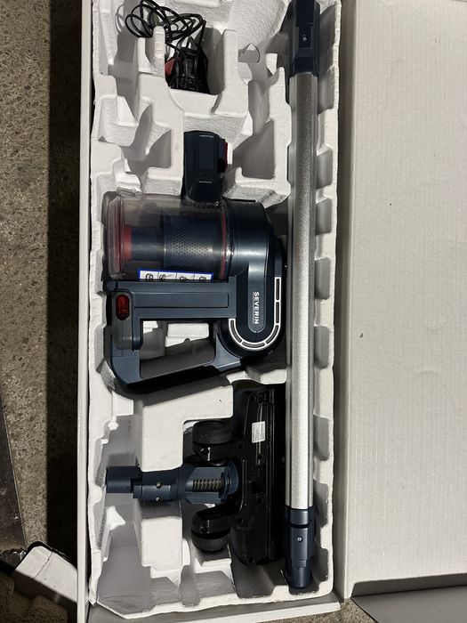 Aspirator vertical Severin