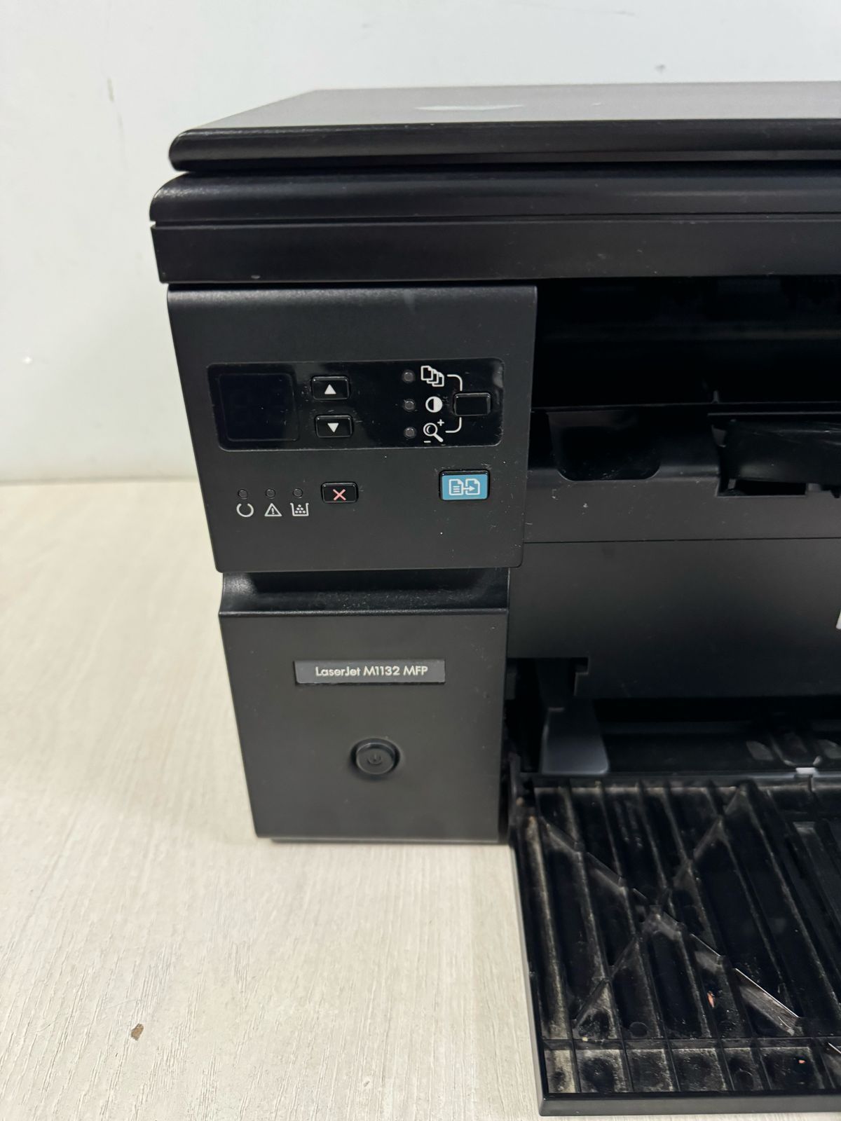 Лазерный принтер 3в1 МФУ HP Laserjet M1132 MFP в хорошем сост-и