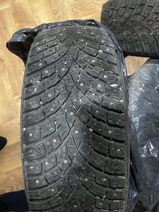 Зимние шины шипованные 215/60/16