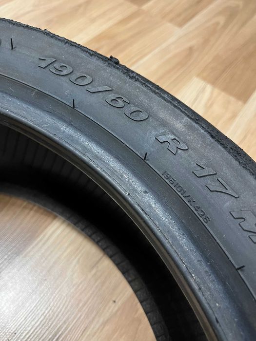 Задна полусликова гума PIRELLI Diablo Supercorsa 190/60/17 DOT 2020г
