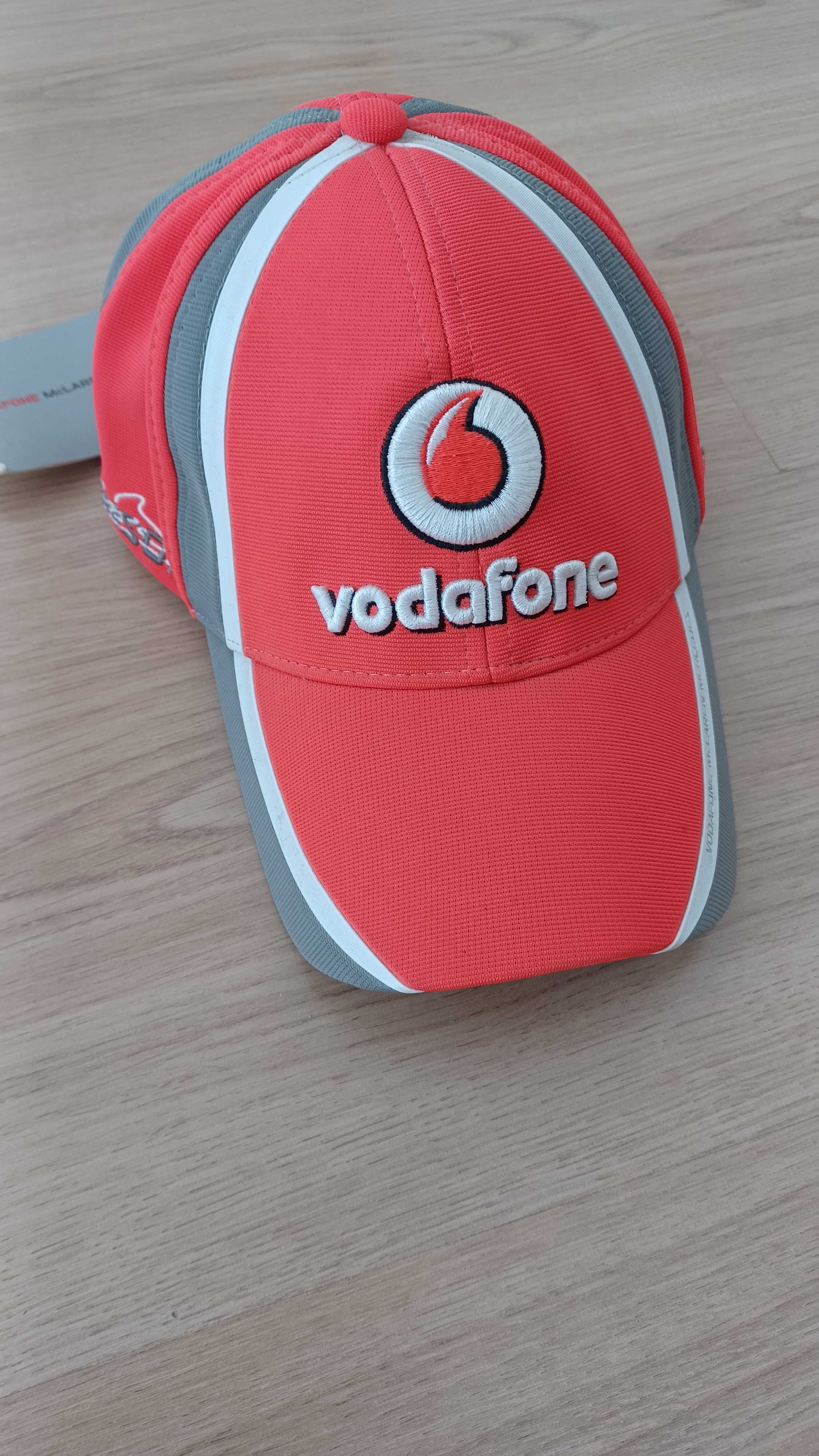 Шапка F1 Vodafone McLaren Mercedes нова