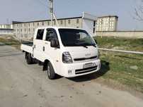 Kia bongo sotiladi