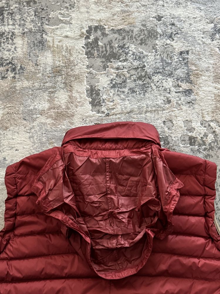 Peuterey,vestă puf,măr.3XL(merge pt.2XL)