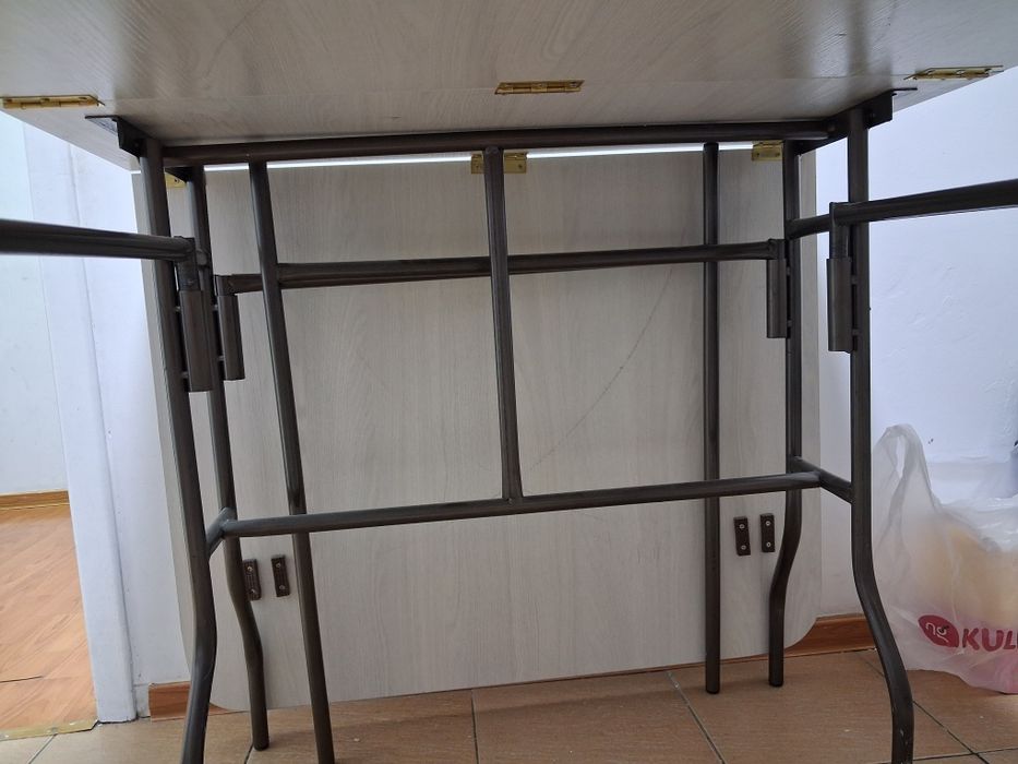 Продам стол трансформер