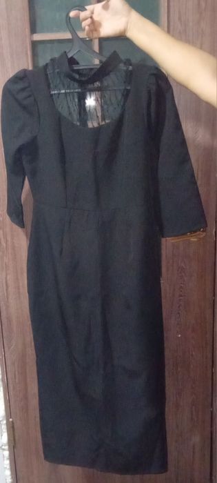 Чёрное платье размер S