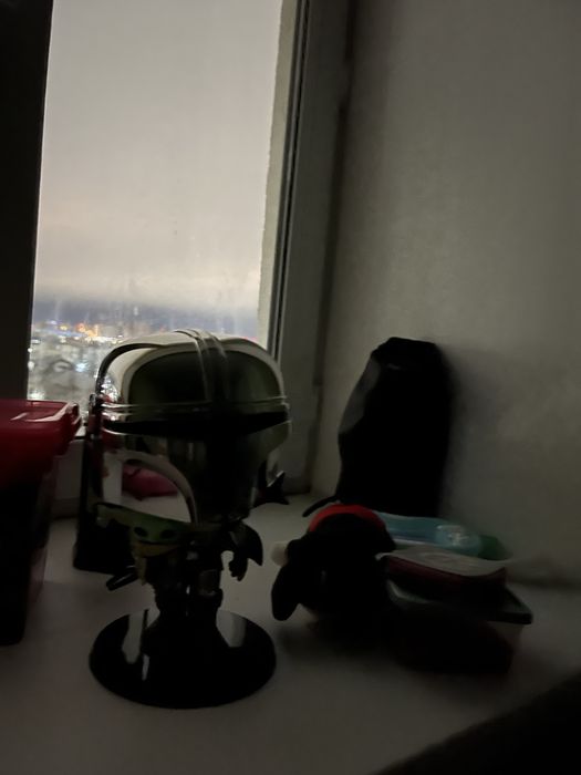 Продам две фигурки могу по отдельности состояние отличное каробки есть