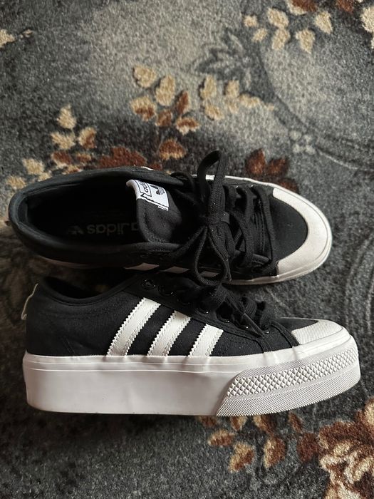 Adidas кецове/маратонки