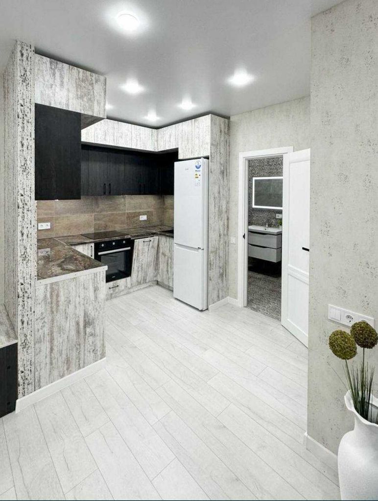 Продава се Многостаен апартамент в Ахелой - 100 кв.м за 600 €/кв.м - Снимка #2