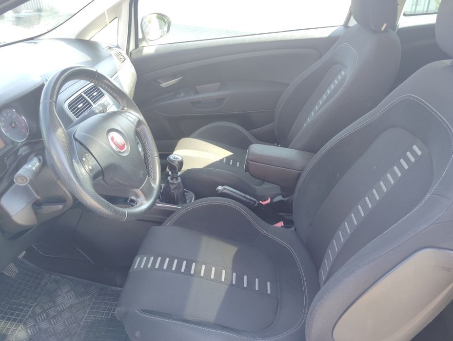Fiat Punto 1.4 Benzin 6 viteze