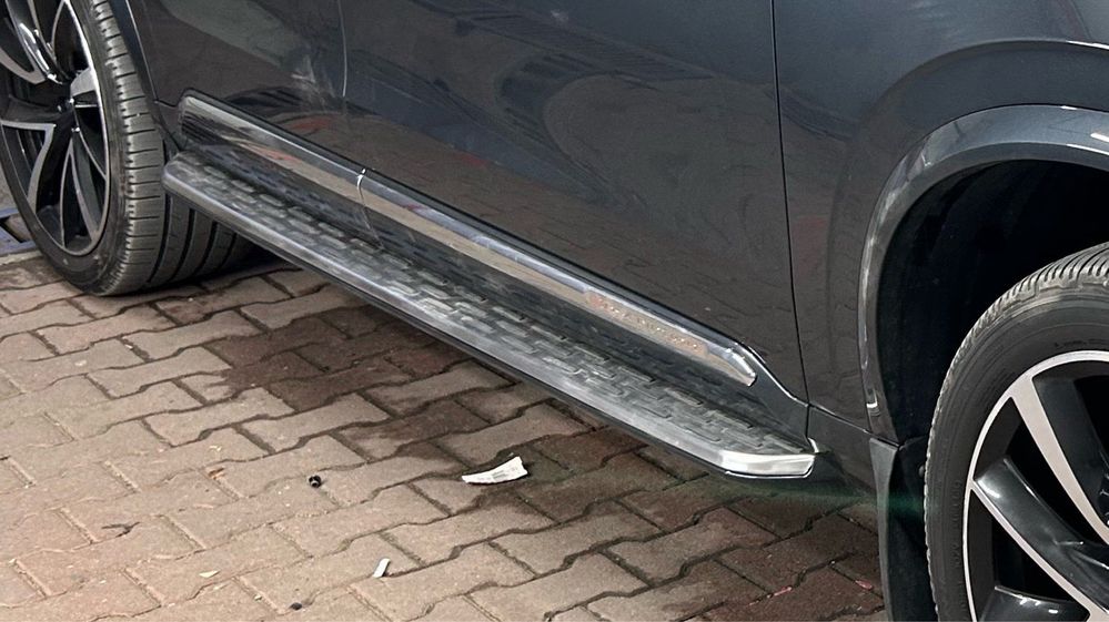Оригинални прагове за Volvo XC90