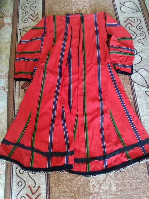 Продавам Аладжа носия